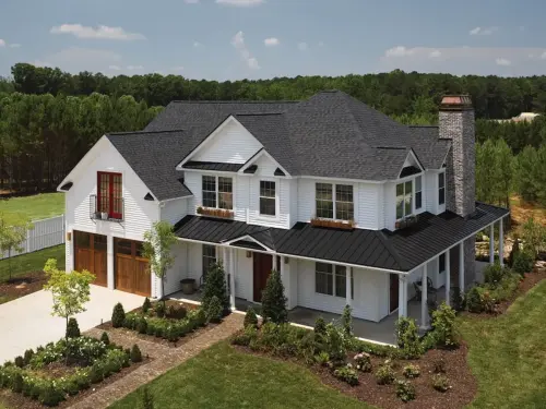 landmark-cibl-mgwhite-house-ctr-squashed